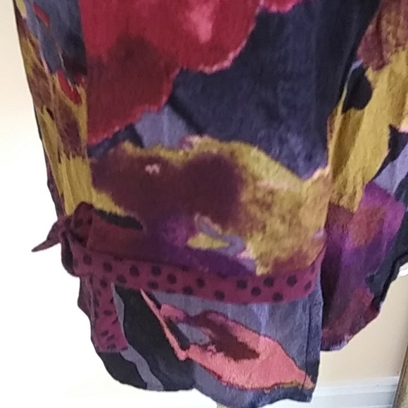 Habitat Button Front Top. - Picture 4 of 12